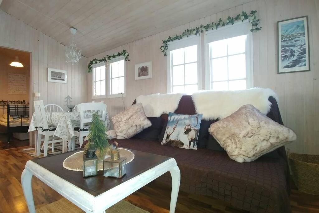 Cosy Cottage-Alfabakki-With Hot Tub Stori-Bakki Bagian luar foto